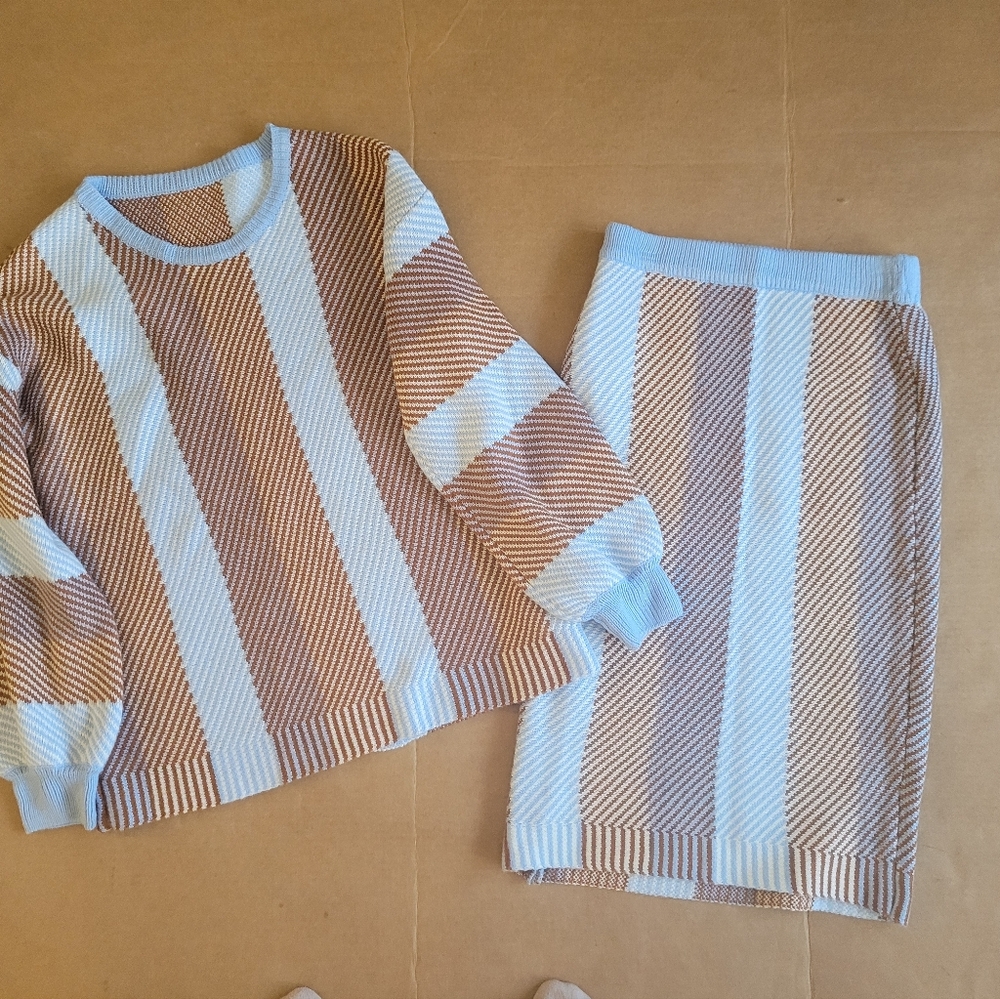 Striped Women's Skirt Set - Blue and Brown